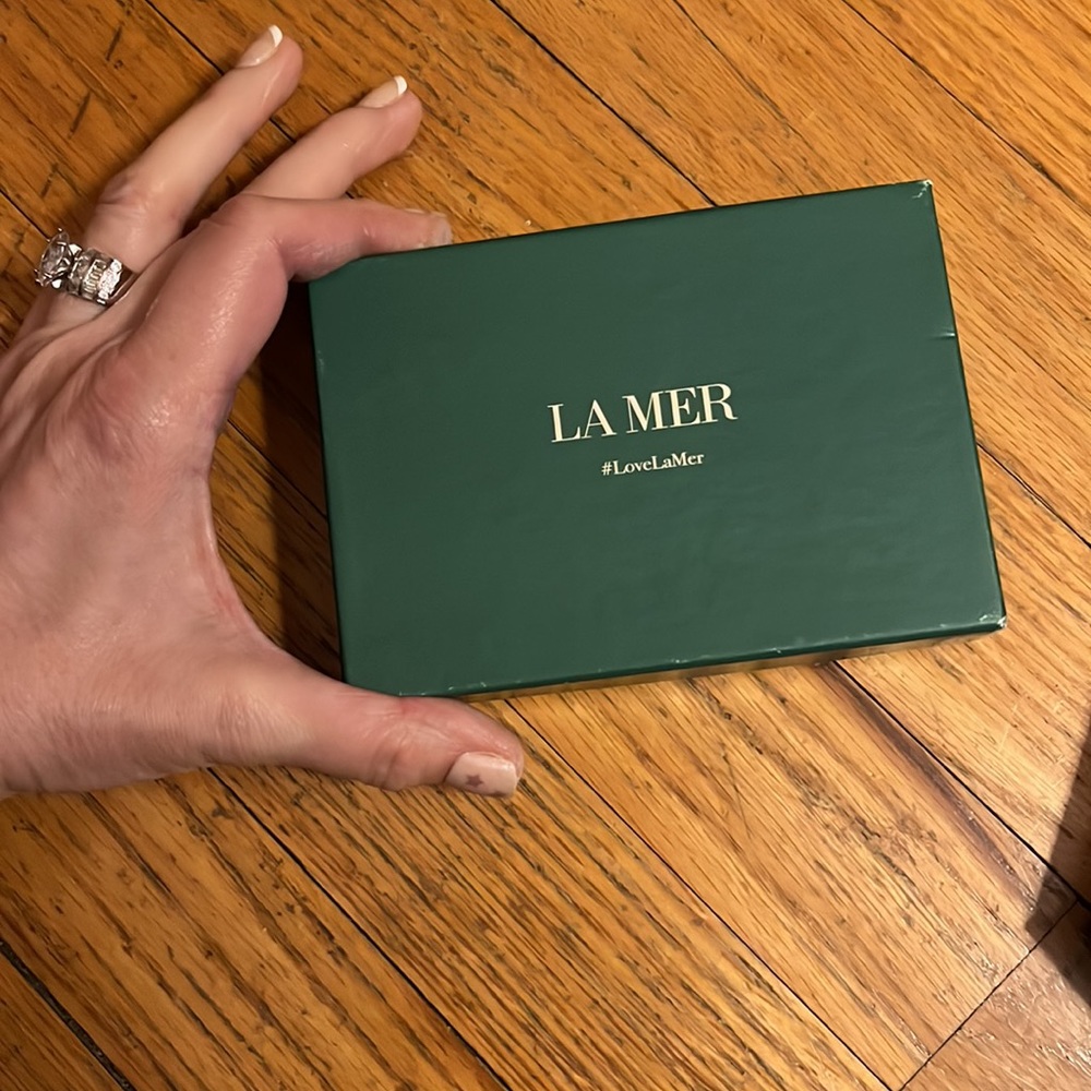 La Mer Velvet Pouch, Small Empty Gift Box, Empty Face Product Box ALL NEW - Picture 6 of 12